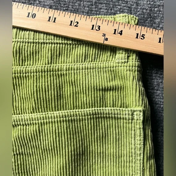 Urban Outfitters Lime Green High Rise WideLeg Jeans Y2K Street Wear Sz 31 (30”) - Picture 5 of 13